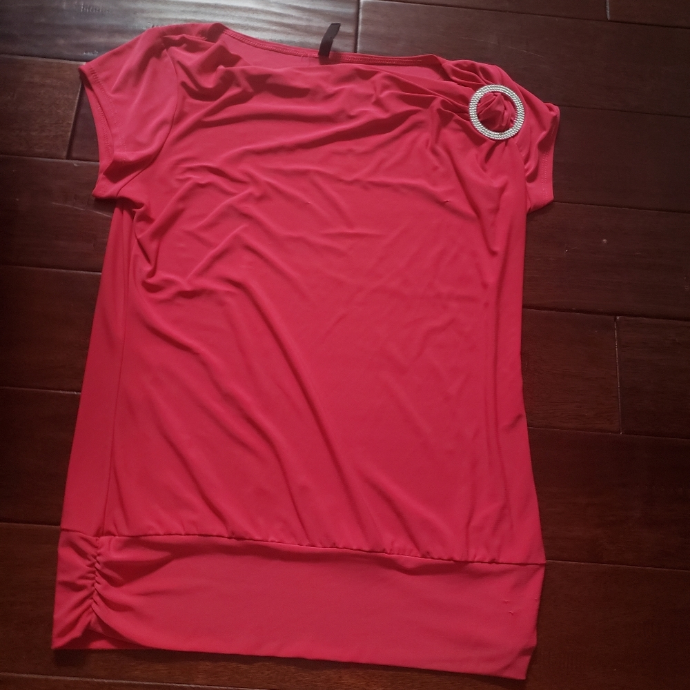 Women Salmon Top